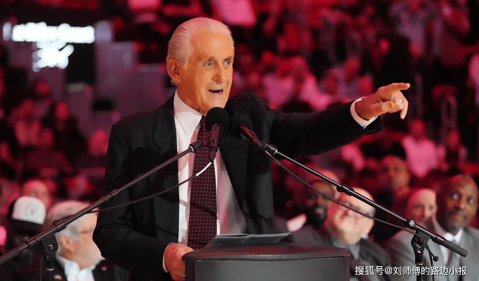 乐鱼体育平台风云突变！迈阿密热火今晚扳平良机，社区盾版图或变，引发热议，更衣室氛围转暖的简单介绍